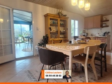 Maison en pierre à vendre 5 pièces ANGLES (85)