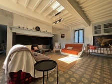 Dpt Hautes Pyrénées (65), à vendre VILLEMBITS grande maison T4 de 180 m² + grandes dépendances avec activité de gîtes sur 2900 m² de terrain, au calme