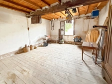 Dpt Gers (32), for sale BERNEDE Large old house of 500 m² of living space to renovate on 2.5 hectares of land, in a quiet location