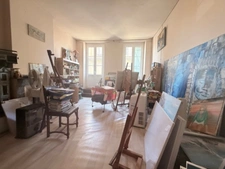 Dpt Hautes Pyrénées (65), for sale TRIE SUR BAISE Building of 215 m² of living space on 3 levels with courtyard