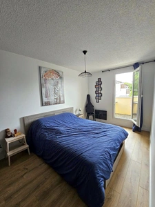 Dpt Pyrénées Atlantiques (64) A vendre Appartement T3 de 72 m² habitables + grande terrasse de 45 m² et 2 balcons - Dernier étage avec vue