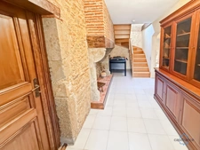 Gers (32), for sale in Viella: Superb character house with 8 rooms (T8) offering 270 m² of living space + large adjoining garage, carport and campervan shelter, swimming pool on 5493 m² of land, in a 