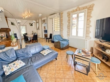 Gers (32) department, for sale in Barcelonne-du-Gers: 5-room house (T5) with 155 m² of living space + large garages, outbuildings and swimming pool on 8678 m² of land, in a quiet location