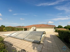 Gers (32) department, for sale in Barcelonne-du-Gers: beautiful contemporary 5-room house (T5) of 138 m² of living space on one level + terraces, swimming pool and garage on 1694 m² of land, in a quie