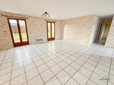 Gers (32) department, for sale in Barcelonne-du-Gers: Single-story, 4-room house with 105 m² of living space + attached garage and detached double garage on 1193 m² of land, in a quiet location