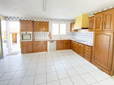 Dpt Landes (40), for sale AIRE SUR L'ADOUR Landes house T5 of 130 m² living space + 2 garages + terraces and large swimming pool on 5209 m² of land, in a quiet area