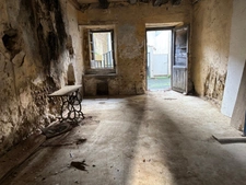 Hautes-Pyrénées (65), for sale in Trie-sur-Baïse: 2 large garages of 71 m² and 82 m² + upper floors on a total plot of 153 m², in the town center, in a quiet location