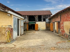Dpt Gers (32), for sale BERNEDE Large old house of 500 m² of living space to renovate on 2.5 hectares of land, in a quiet location