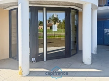 Dpt Landes (40), à vendre AIRE SUR L'ADOUR Appartement T2 de 40m² habitables en rez-de-chaussée + jardin de 35 m² et place de parking privative, proche du centre-ville et au calme