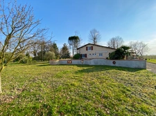 Dpt Landes (40), for sale AIRE SUR L'ADOUR Landes house T5 of 130 m² living space + 2 garages + terraces and large swimming pool on 5209 m² of land, in a quiet area