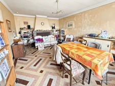 Gers (32) department, for sale in BARCELONNE DU GERS: 3-bedroom house of 92 m² of living space on one level + garage and outbuilding on 563 m² of land, in a quiet location close to shops