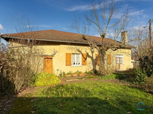 Dpt Gers (32), à vendre BARCELONNE DU GERS Maison T3 de 92 m² habitables en plain-pied + garage et dépendance sur 563 m² de terrain, au calme et proche des commerces