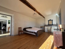 Dpt Hautes Pyrénées (65), à vendre VILLEMBITS grande maison T4 de 180 m² + grandes dépendances avec activité de gîtes sur 2900 m² de terrain, au calme