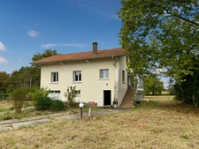 Dpt Gers (32), for sale BARCELONNE DU GERS P6 house of 156m² living space + large basement and garage of 106m² on 3560m² of land