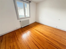 Dpt Landes (40), à vendre AIRE SUR L'ADOUR maison de ville T3 de 90 m² habitables + grenier, au centre-ville et au calme