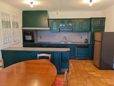 Gers (32) department, for sale in Barcelonne-du-Gers: 6-room house (T6) of 192 m² of living space, compliant with accessibility standards, plus 2 verandas and a large garage on 1670 m² of land, at the