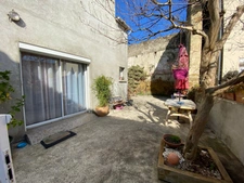 Gers (32) department, for sale in BARCELONNE DU GERS: 7-room house with 160 m² of living space + adjoining barn on 250 m² of land  