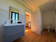 Dpt Hautes Pyrénées (65), à vendre VILLEMBITS grande maison T4 de 180 m² + grandes dépendances avec activité de gîtes sur 2900 m² de terrain, au calme