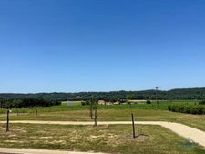Dpt Gers (32), à vendre BERNEDE terrain constructible de 1335 m² viabilisé et borné, au calme