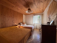 Dpt Hautes Pyrénées (65), à vendre SADOURNIN corps de ferme avec maison T6 de 125m² + grandes dépendances attenantes sur 8280 m² de terrain, au calme