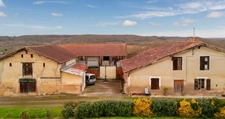 Dpt Gers (32), for sale BERNEDE Large old house of 500 m² of living space to renovate on 2.5 hectares of land, in a quiet location