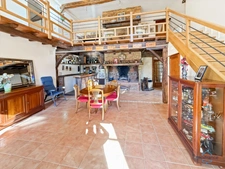 Gers (32), for sale in Viella: Superb character house with 8 rooms (T8) offering 270 m² of living space + large adjoining garage, carport and campervan shelter, swimming pool on 5493 m² of land, in a 