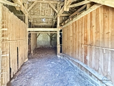 Dpt Landes (40), à vendre AIRE SUR L'ADOUR maison à rénover T6 de 200 m² habitables + garage attenant et dépendances sur 1314 m² de terrain au centre village