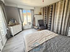 Dpt Gers (32), à vendre RISCLE très belle maison T8 de 220 m² habitables + grand garage et dépendances sur 875 m² de terrain, au calme
