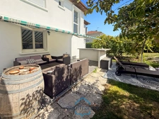 Dpt Gers (32), à vendre RISCLE très belle maison T8 de 220 m² habitables + grand garage et dépendances sur 875 m² de terrain, au calme