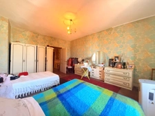 Dpt Hautes Pyrénées (65), for sale TRIE SUR BAISE Building of 215 m² of living space on 3 levels with courtyard