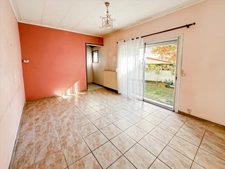 Gers (32) department, for sale in BARCELONNE DU GERS: 7-room house with 160 m² of living space + adjoining barn on 250 m² of land  