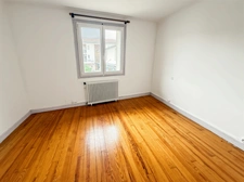 Dpt Landes (40), à vendre AIRE SUR L'ADOUR maison de ville T3 de 90 m² habitables + grenier, au centre-ville et au calme