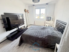 Dpt Gers (32), à vendre RISCLE très belle maison T8 de 220 m² habitables + grand garage et dépendances sur 875 m² de terrain, au calme