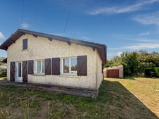 Dpt Gers (32), à vendre BARCELONNE DU GERS maison T4 de 90 m² habitables en plain-pied + garage et dépendance sur 684 m² de terrain, au calme