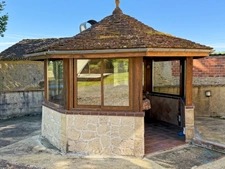 Gers (32), for sale in Viella: Superb character house with 8 rooms (T8) offering 270 m² of living space + large adjoining garage, carport and campervan shelter, swimming pool on 5493 m² of land, in a 