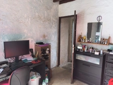 Haute-Garonne (31) department, for sale in Villeneuve-Lecussan: house to renovate, 5 rooms, 107m² of living space + carport on 730m² of land