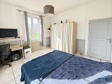 Gers (32) department, for sale in Barcelonne-du-Gers: 5-room house (T5) with 155 m² of living space + large garages, outbuildings and swimming pool on 8678 m² of land, in a quiet location