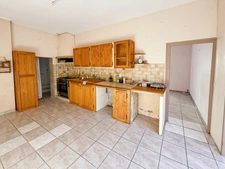 Gers (32) department, for sale in BARCELONNE DU GERS: 7-room house with 160 m² of living space + adjoining barn on 250 m² of land  