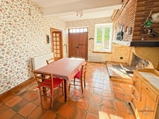 Gers (32), for sale in Viella: Superb character house with 8 rooms (T8) offering 270 m² of living space + large adjoining garage, carport and campervan shelter, swimming pool on 5493 m² of land, in a 