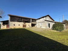 Dpt Hautes Pyrénées (65), à vendre SADOURNIN corps de ferme avec maison T6 de 125m² + grandes dépendances attenantes sur 8280 m² de terrain, au calme