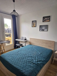 Dpt Pyrénées Atlantiques (64) A vendre Appartement T3 de 72 m² habitables + grande terrasse de 45 m² et 2 balcons - Dernier étage avec vue