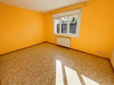 Gers (32) department, for sale in BARCELONNE DU GERS: 7-room house with 160 m² of living space + adjoining barn on 250 m² of land  