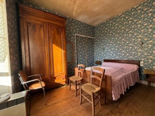 Dpt Hautes Pyrénées (65), à vendre SADOURNIN corps de ferme avec maison T6 de 125m² + grandes dépendances attenantes sur 8280 m² de terrain, au calme