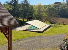 Gers (32), for sale in Viella: Superb character house with 8 rooms (T8) offering 270 m² of living space + large adjoining garage, carport and campervan shelter, swimming pool on 5493 m² of land, in a 