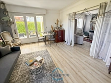 Dpt Gers (32), à vendre RISCLE très belle maison T8 de 220 m² habitables + grand garage et dépendances sur 875 m² de terrain, au calme