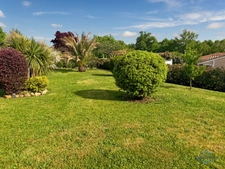 Gers (32) department, for sale in Barcelonne-du-Gers: beautiful contemporary 5-room house (T5) of 138 m² of living space on one level + terraces, swimming pool and garage on 1694 m² of land, in a quie