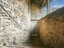 Dpt Gers (32), for sale SAINT MONT Old T4 house of 160 m² living space on one level + convertible attic + adjoining barn on 726 m² of land
