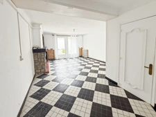 Dpt Landes (40), à vendre AIRE SUR L'ADOUR maison de ville T3 de 90 m² habitables + grenier, au centre-ville et au calme