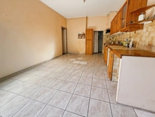 Gers (32) department, for sale in BARCELONNE DU GERS: 7-room house with 160 m² of living space + adjoining barn on 250 m² of land  