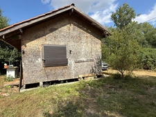 Dpt Hautes Pyrénées (65), à vendre LALANNE Maison à ossature bois inachevée T2 de 70 m² habitables sur 1756 m² de terrain, au calme